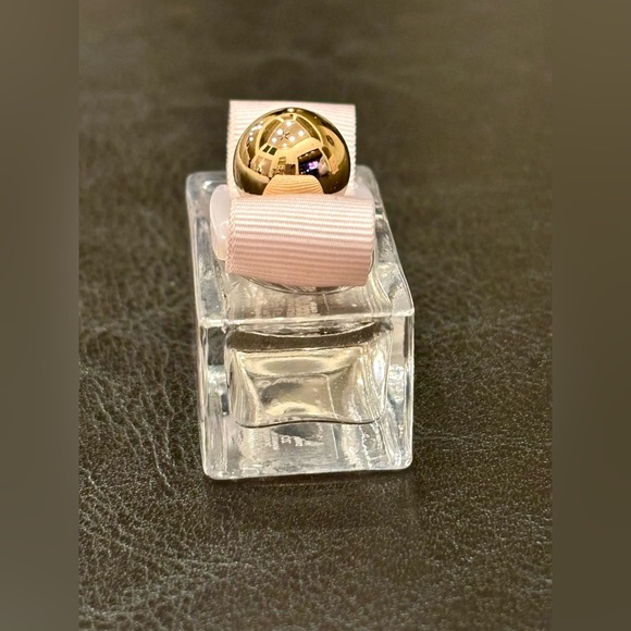 Ferragamo Signorina Eau De Parfum (0.17oz) NWT - Picture 7 of 10